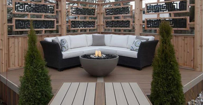 Composite deck heater ideas in outdoor living space