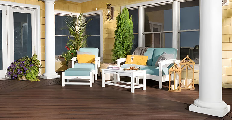 Deck-Colors-for-Yellow-Houses