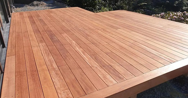How to build composite decking