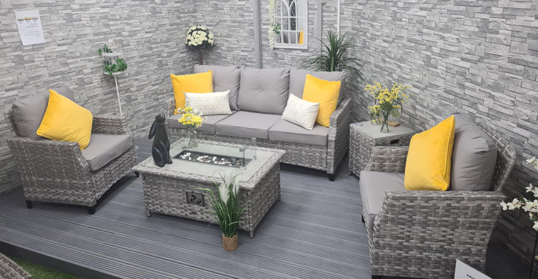 Safety Measures for Using Fire Pits on Composite Decks