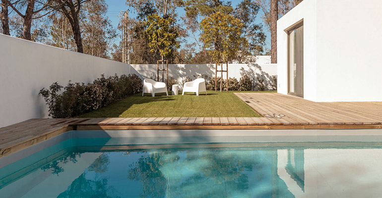 Cost of Building a Pool Deck
