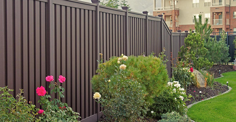 Pros of Composite Fencing