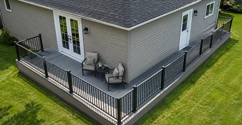 Wraparound Deck