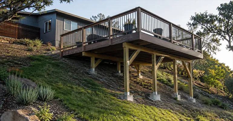Check Before Choosing a Floating or Fixed Deck